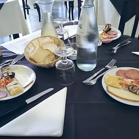 Hotel Sylvia *